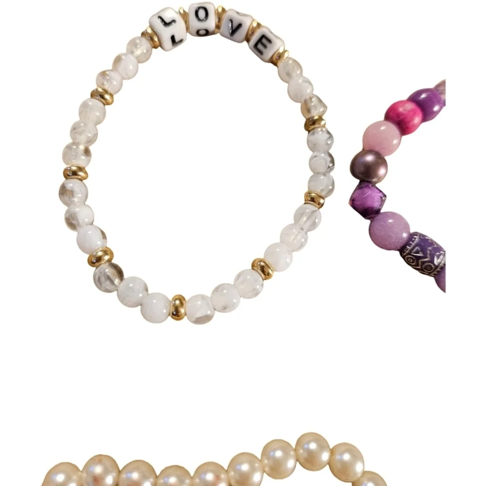 Lot 4 Pieces Bracelets 1 With Charm Assorted